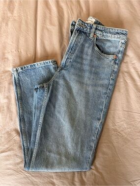 H&M Light Blue Women’s Straight-Leg Jeans